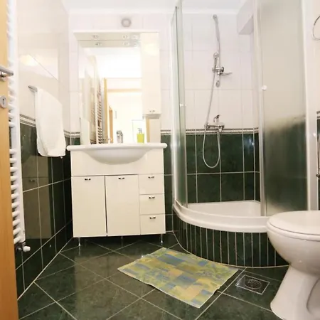 One-bedroom With Terrace And Sea View A1 * Trogir