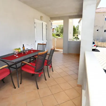 One-bedroom With Terrace And Sea View A1 Lägenhet *