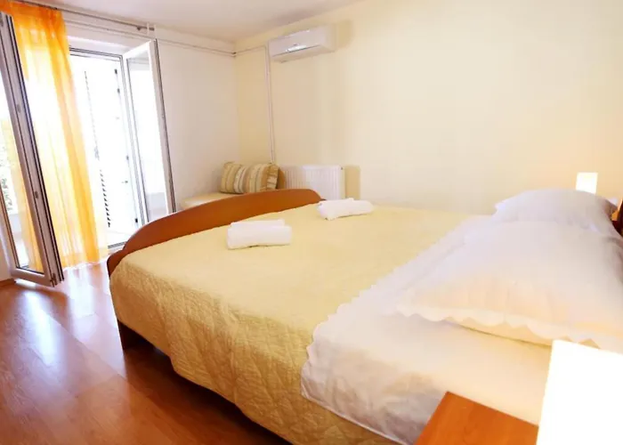 One-bedroom With Terrace And Sea View A1 Appartement