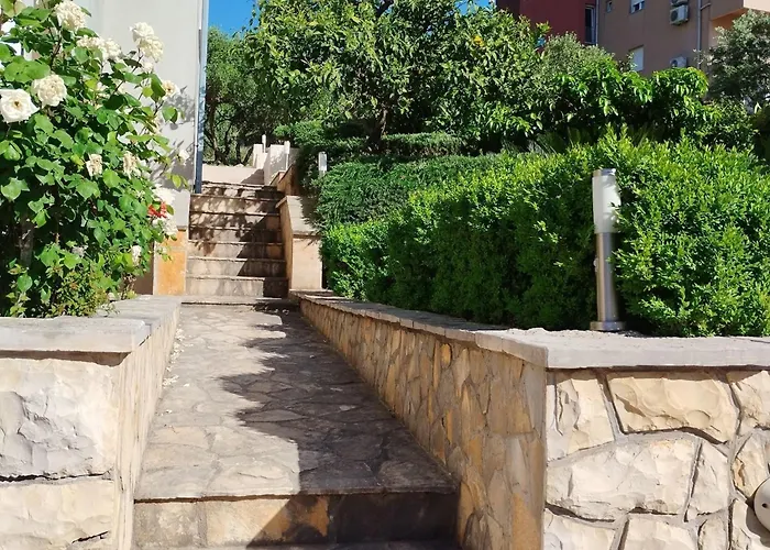 One-bedroom With Terrace And Sea View A1 * Trogir