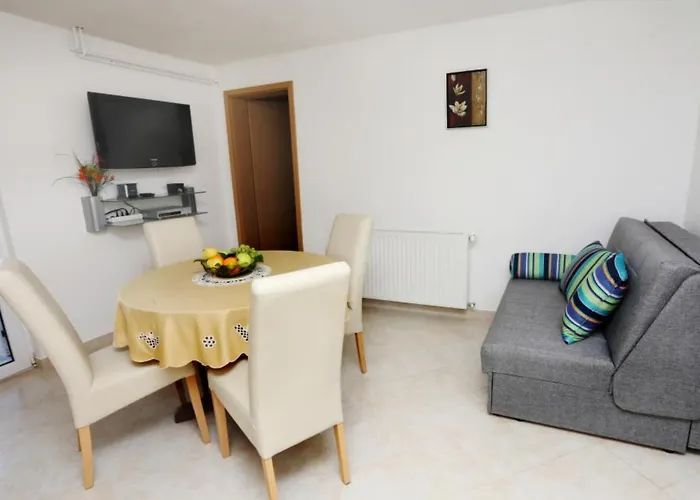 Apartament One-bedroom With Terrace And Sea View A1 *